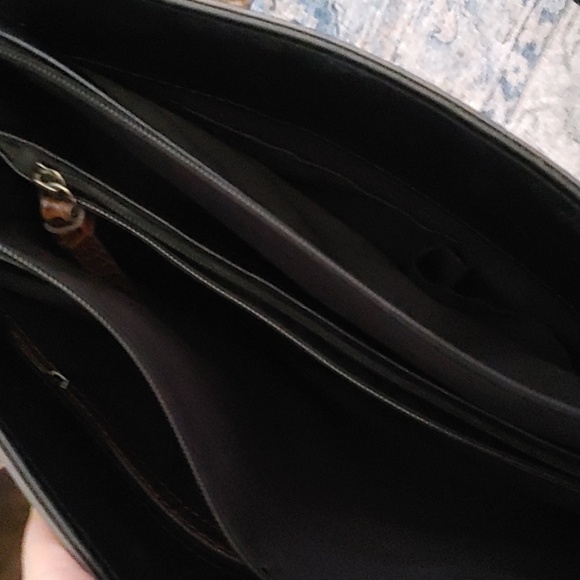 *sale 🌸Vintage Western Bueno Black Shoulder Bag 7 Pockets 13" L × 9" H × 3.5" W - Picture 8 of 9